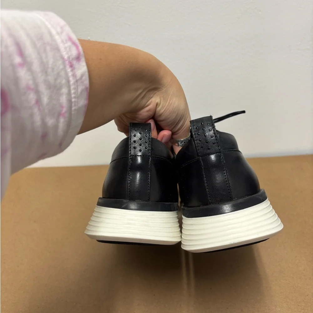 Men's Black Leather Lace-Up Sneakers - Minimal Dress Casual